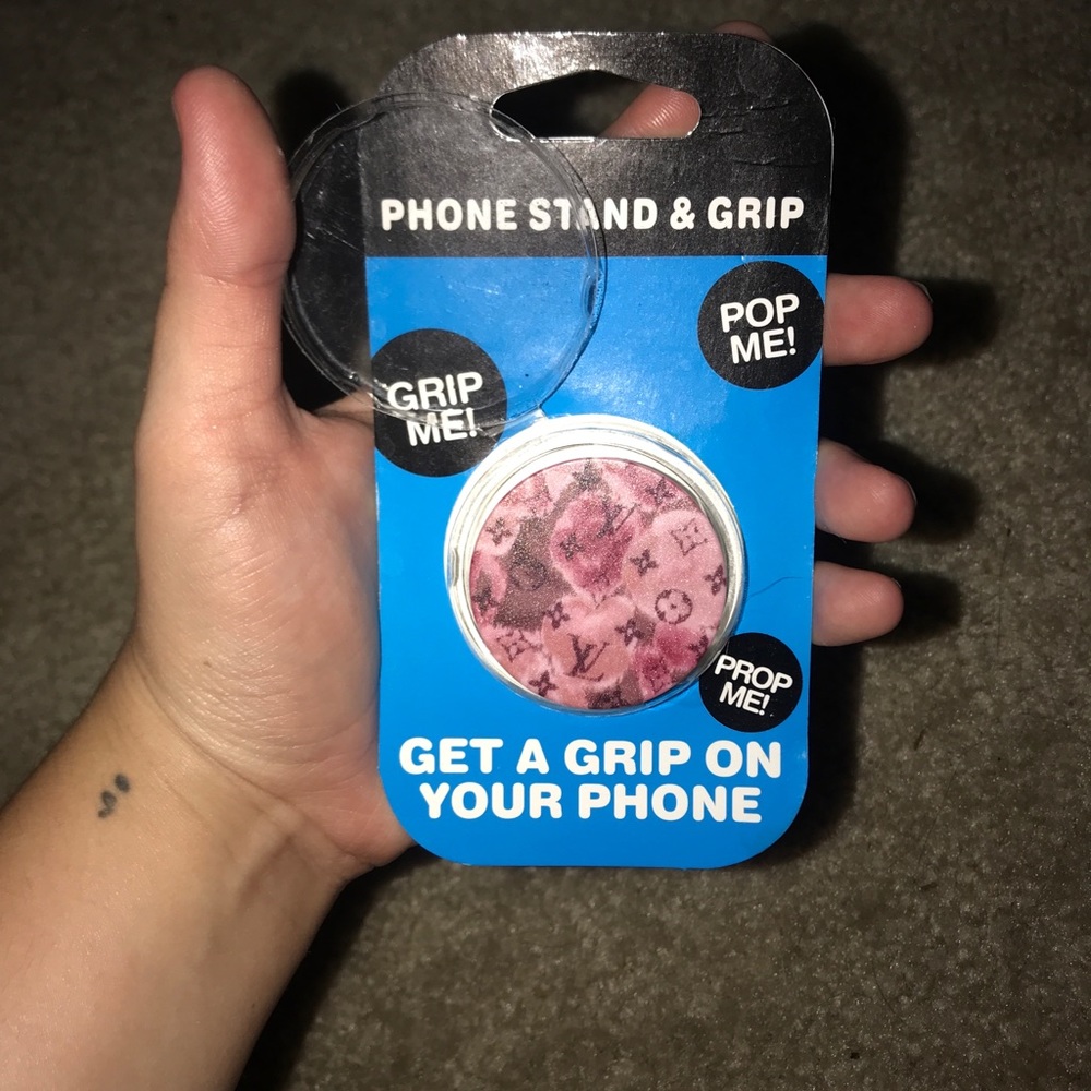 🖤💕Louis Vuitton PopSocket💕🖤